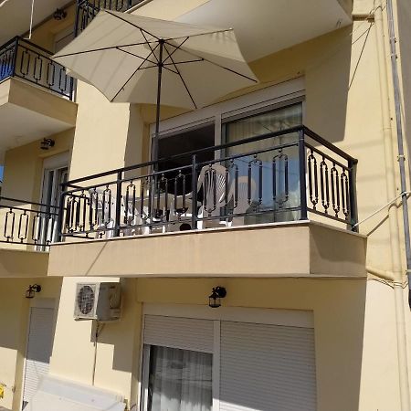 Διαμέρισμα Στην Πόλη Metamorfosi Luaran gambar