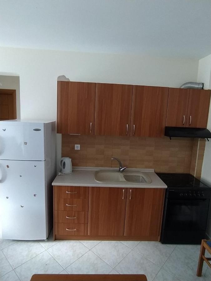 Διαμέρισμα Στην Πόλη Metamorfosi Luaran gambar